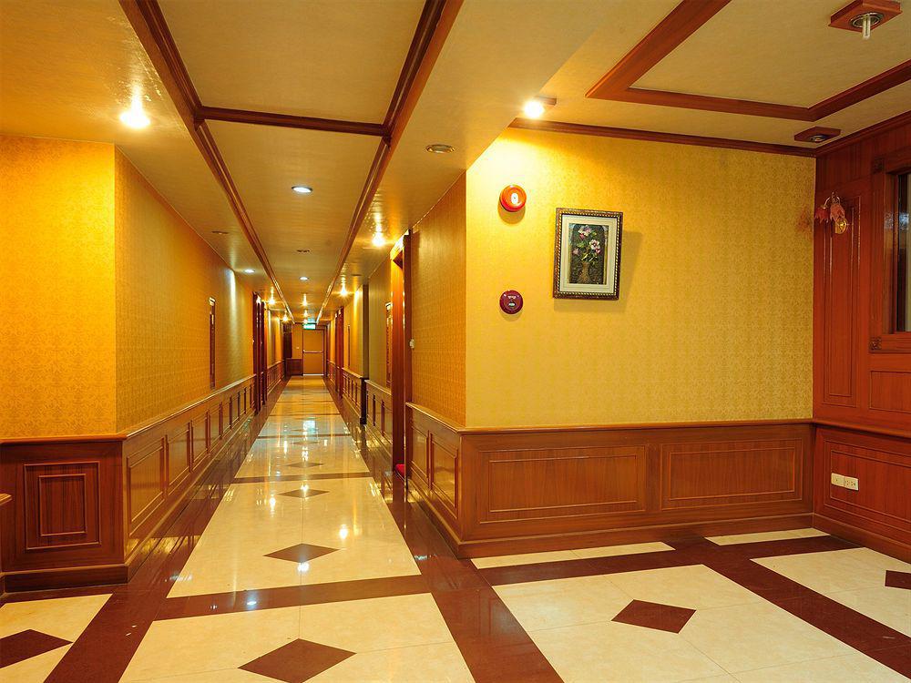 Oyo 796 Paradise Sukhumvit Hotel Bangkok Exteriér fotografie